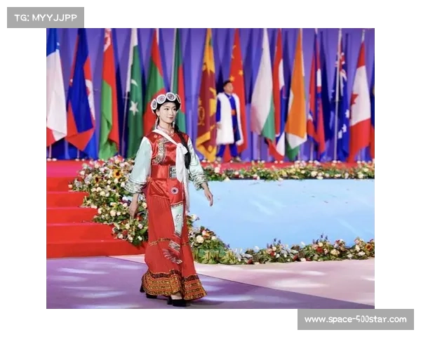 丽江站融合民族元素 起点仪式展现纳西文化